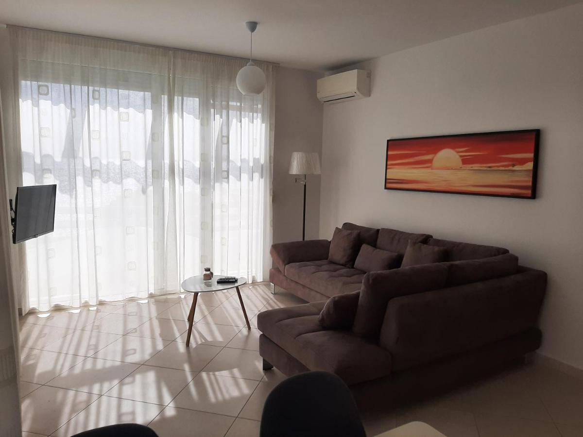 Kela Apartment 3 Sarande Exterior photo